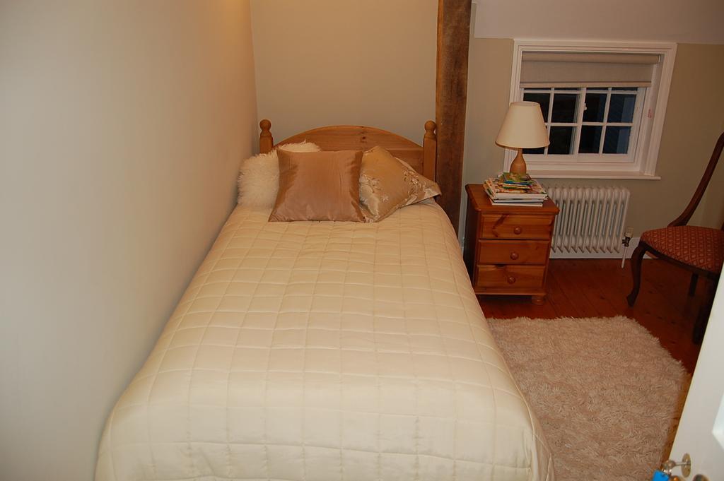 Bed and Breakfast Pickwick House Stoke by Clare Pokoj fotografie